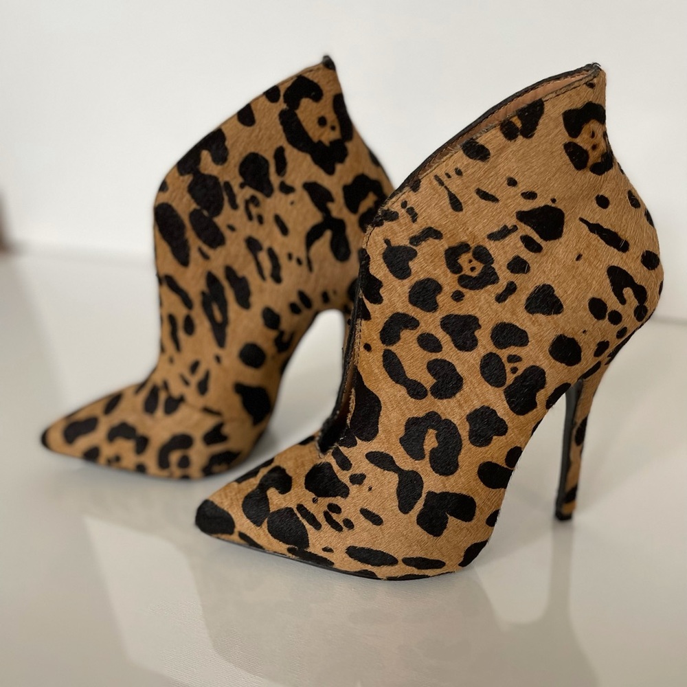 Steve Madden Deriven Boots